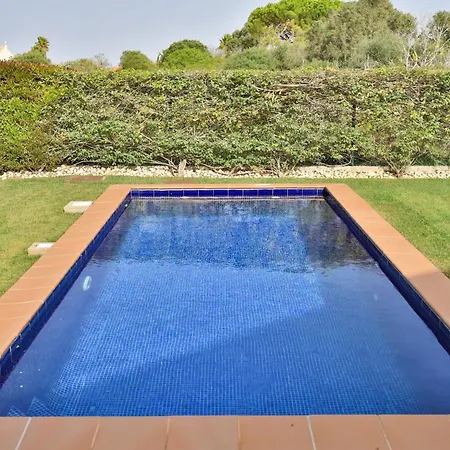 Coolhouses Algarve, 2 Bed Elegant Flat, Private Pool & Garden, Facilities, Mar Da 19 דירה *