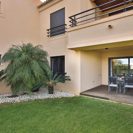 Coolhouses Algarve, 2 Bed Elegant Flat, Private Pool & Garden, Facilities, Mar Da 19 *