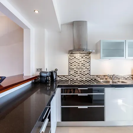 Coolhouses Algarve, 2 Bed Elegant Flat, Private Pool & Garden, Facilities, Mar Da 19 דירה