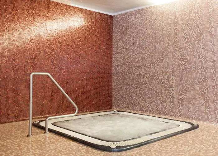 Coolhouses Algarve, 2 Bed Elegant Flat, Private Pool & Garden, Facilities, Mar Da 19 아파트 Senhora da Luz