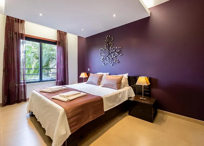 Coolhouses Algarve, 2 Bed Elegant Flat, Private Pool & Garden, Facilities, Mar Da 19 아파트 *