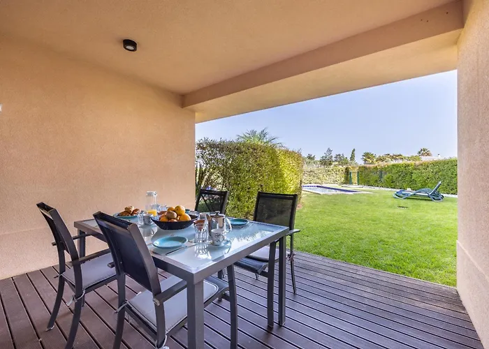 Coolhouses Algarve, 2 Bed Elegant Flat, Private Pool & Garden, Facilities, Mar Da 19 Апартаменты Praia Da Luz