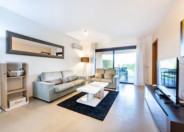 Coolhouses Algarve, 2 Bed Elegant Flat, Private Pool & Garden, Facilities, Mar Da 19 Апартаменты Praia Da Luz